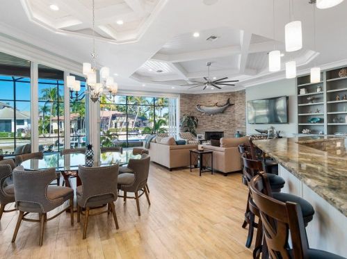 951 Giralda Ct, Marco Island, FL 34145-6825