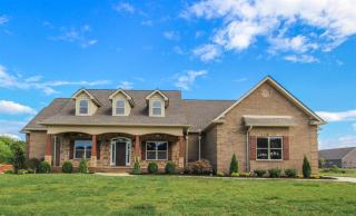 647 Kirkwell Dr, Alcoa, TN 37701-6826
