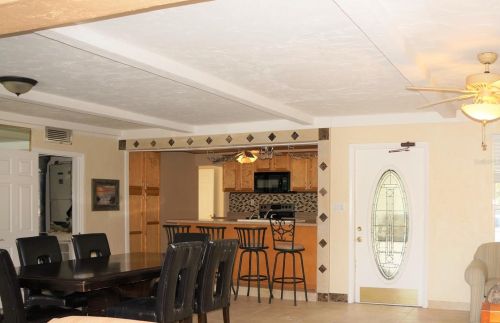 5930 Pappillion Ln, Tarpon Springs, FL 34690-6327