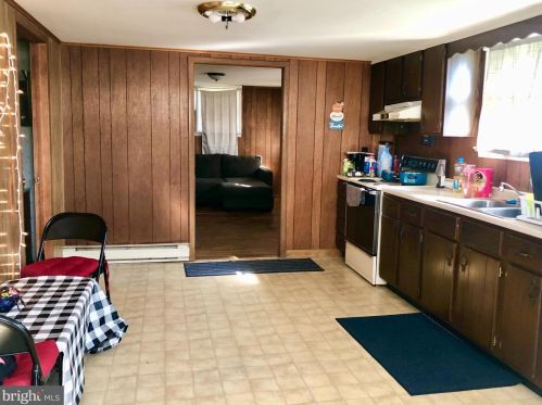 7 2nd St, Highspire PA  17034-1001 exterior