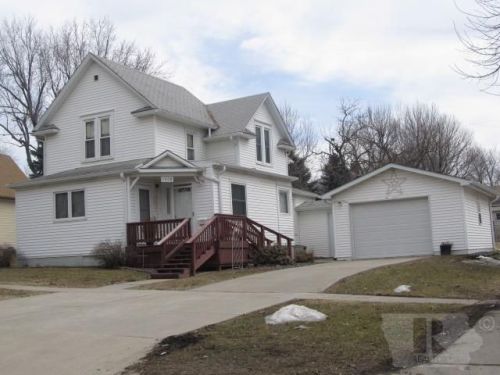 1008 Crawford St, Roselle, IA 51401-1952