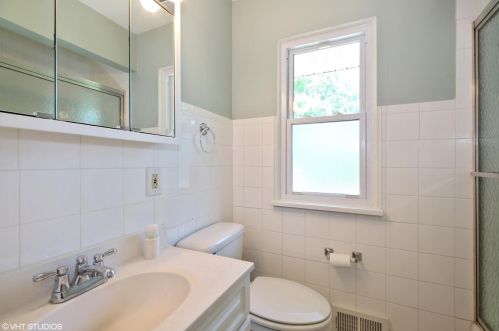 8630 Maple Ave, Gary IN  46403-1423 exterior