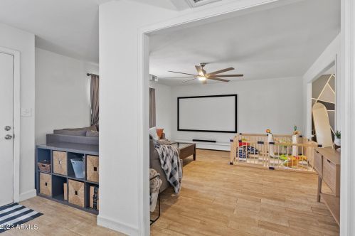 4427 Citrus Way, Glendale AZ 85305-2524 exterior