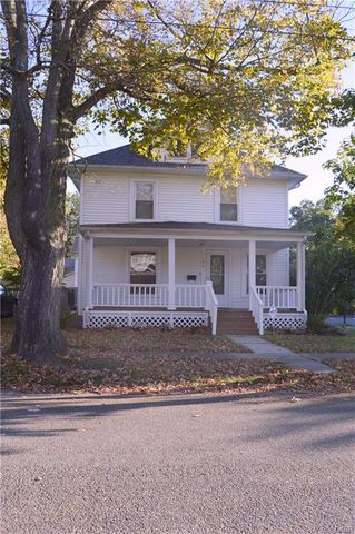 195 Lake St, Marion, OH 43302-6322