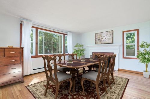 73 Notch Rd, Manchester CT  06043-7421 exterior