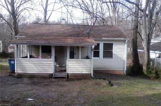 5008 Voss St, Winston Salem, NC 27105-2354