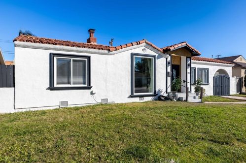 7951 2nd St, Downey, CA 90241-3209