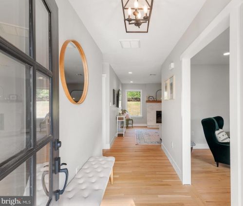 440 Font Rd, Downingtown PA  19335-1526 exterior