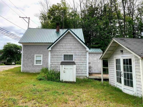 552 2nd Nh Tpke, Hillsboro, NH 03244-4615