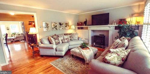 3210 Highland Dr, Easton PA  18045-2012 exterior