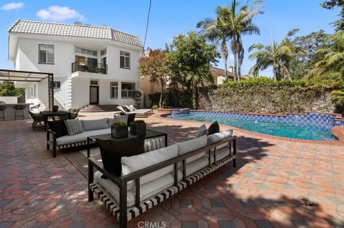 14713 Valleyheart Dr, Van Nuys, CA 91403-1601