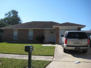 2709 Varnado St, Marrero, LA 70072-6619