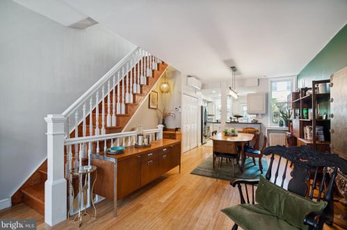 1645 Lawrence St, Philadelphia PA  19122-3001 exterior