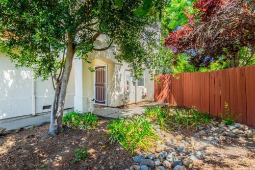 1043 Syracuse Cir, Vacaville, CA 95687-4683