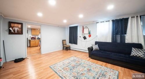 69 Macarthur Ave, Outwater NJ  07026-1517 exterior