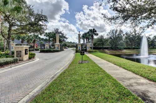 312 Nottinghill St, Ormond Beach FL  32174-0693 exterior