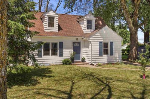 3810 Washington Ave, Madison, WI 53704-3649