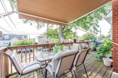 3253 Giegerich Pl, Bronx, NY 10465-4011