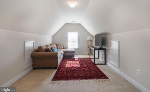 5312 Kernstown Ct, Haymarket VA  20169-4504 exterior