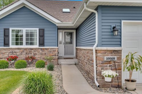 10008 129th Pl, Cedar Lake, IN 46303-8590