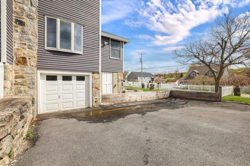 222 Orchard Rd, Mahopac NY  10541-1133 exterior