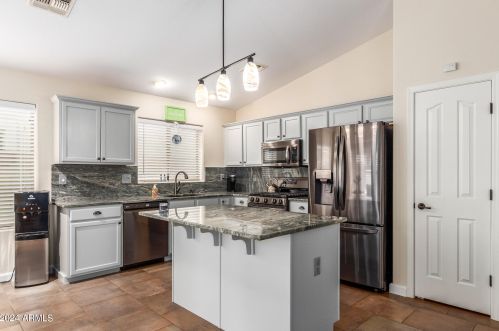 45183 Rhea Rd, Maricopa AZ  85139-9153 exterior