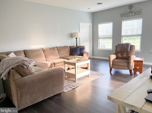 114 Chanticleer Cir, Camden-Wy DE  19934-5401 exterior