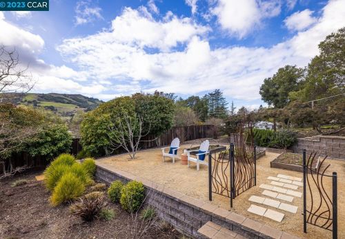 9 Southwood Dr, Orinda CA  94563-3010 exterior