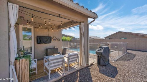 33812 30 Dr, Phoenix AZ exterior