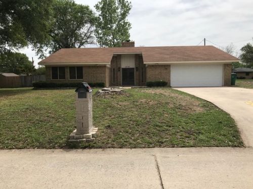 1405 Yokley Rd, Rockdale, TX 76567-2031