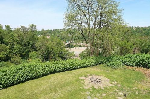 1879 Romine Ave, Mckeesport PA  15132-3547 exterior