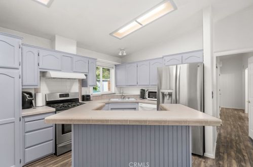 28185 Lindell Rd, Lake Elsinore CA  92532-7348 exterior