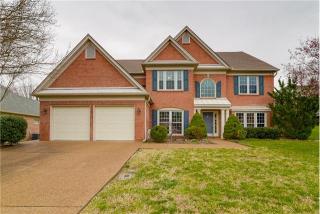 424 Crofton Park Ln, Franklin, TN 37069-6539