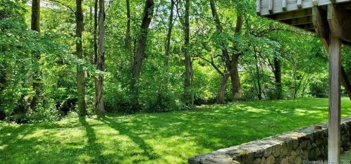 52 River St, New Canaan CT  06840-4231 exterior