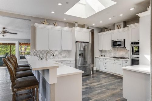 3198 Porter Crk Rd, Santa Rosa CA  95404-9664 exterior