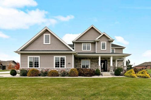 9943 Wisteria Ln, Dyer, IN 46373-7005