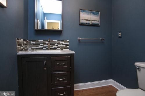 1845 Ferguson Ln, Blue Bell PA  19422-1308 exterior