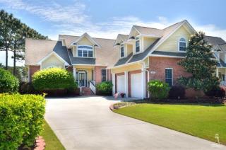 3594 Medinah Ave, Oak Island, NC 28461-8004
