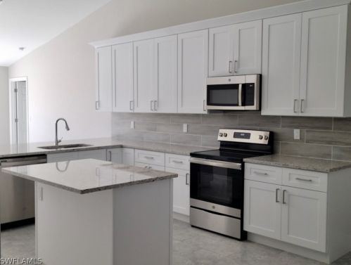 374 Pennfield St, Lehigh Acres, FL