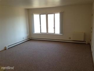 3700 61st St, Milwaukee WI  53216-2150 exterior