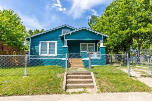 903 Arlington Ave, Fort Worth, TX 76104-6037