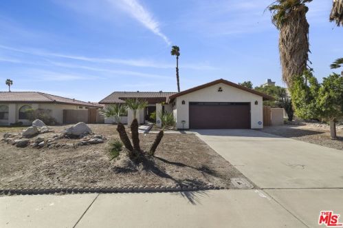 67425 Medano Rd, Cathedral City CA  92234-3442 exterior
