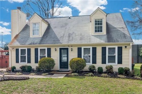11401 Treebark Dr, Pineville, NC 28134-7535