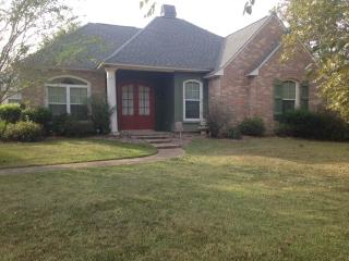 12227 Lancewood Dr, Baker, LA 70714-6109