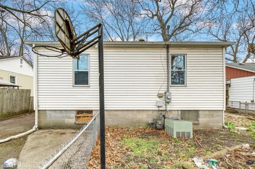 4422 Park Ave, Gary IN  46405-1822 exterior