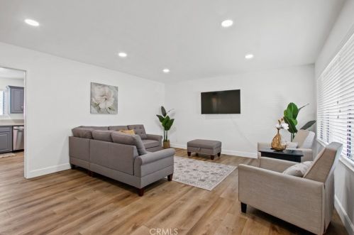 1341 Silverbirch Pl, West Covina CA  91790-5048 exterior