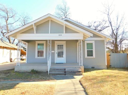 808 Elm St, Denton, TX 76201-6810
