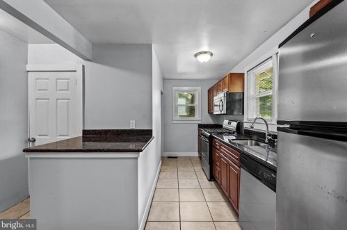 302 Franklin Ave, Beverly NJ  08010-1808 exterior