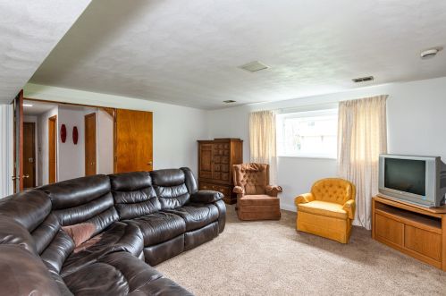 824 Stutely Pl, Miamisburg OH  45342-2025 exterior