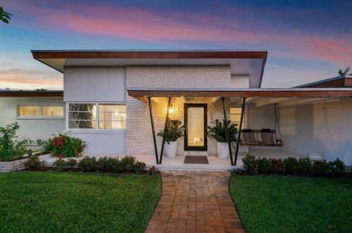 324 15th St, Delray Beach, FL 33444-3026